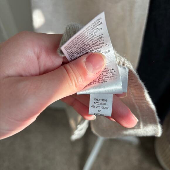 Chicos Women’s Color Block Wrap Scarf Wool Cashmere Blend Neutral Tan Gray - Picture 6 of 6